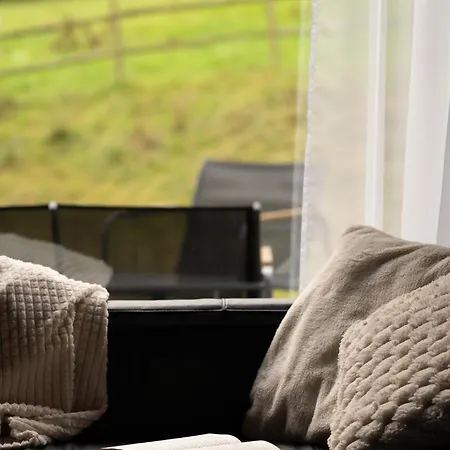 Osada Krasne - Blisko Natury 山林小屋 Bukowiec (Lower Silesia)