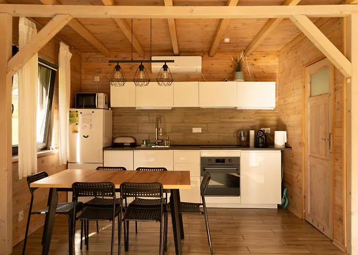 Osada Krasne - Blisko Natury Lodge *